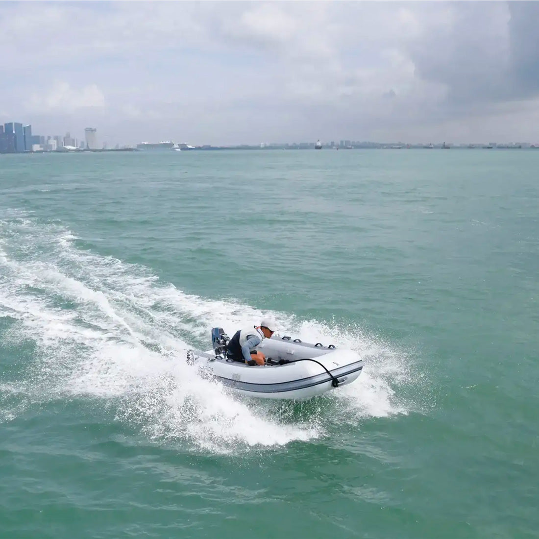 Momentum M-10 Electric Outboard with Battery Package Electric Outboard
