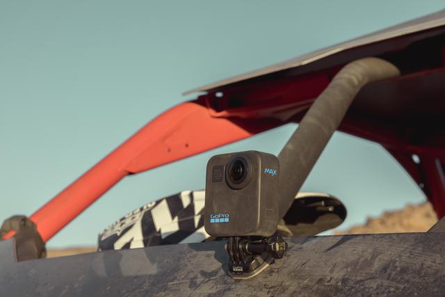 GoPro Curved + Flat Adhesive Mounts for GoPro Cameras