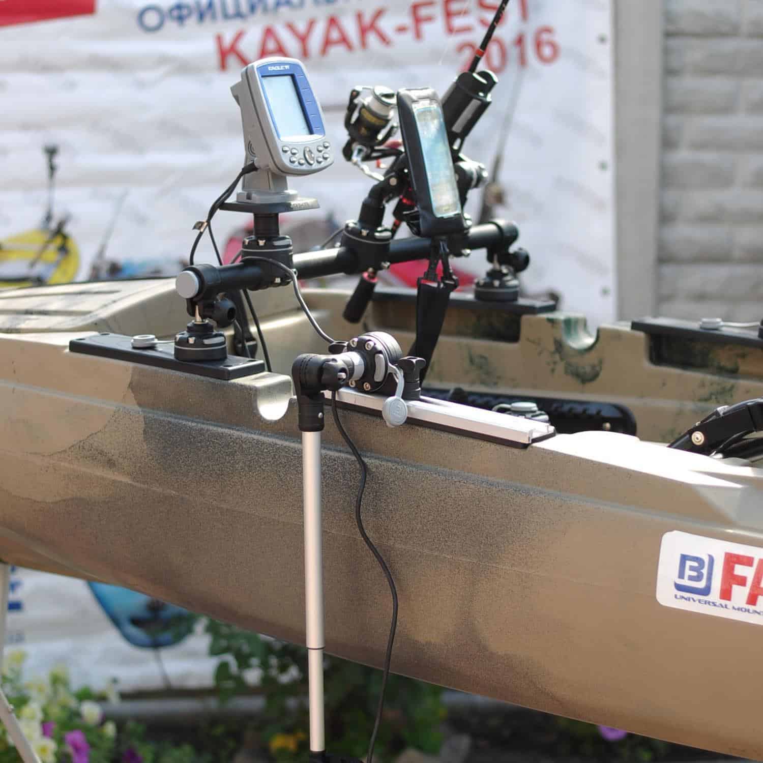 Borika FASTen Telescopic Fishfinder Transducer Holder Borika Accessories