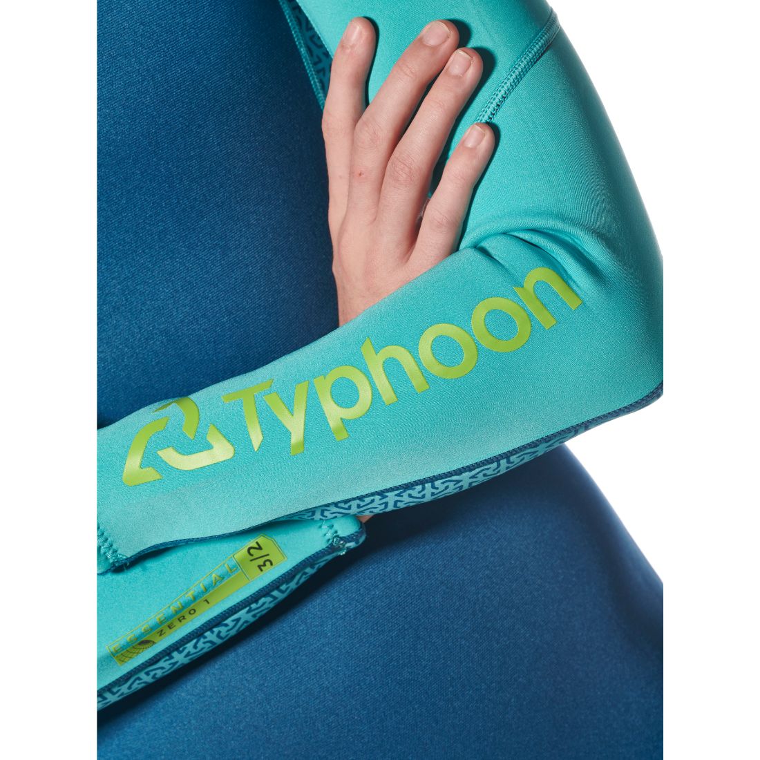 Typhoon Kid's Essential 3/2mm Full Wetsuit BZ Azure/Ocean Kids Wetsuit