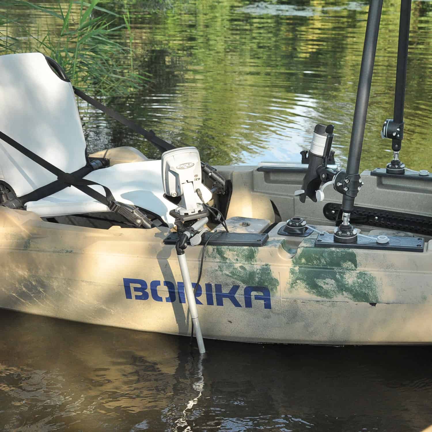 Borika FASTen Fishfinder Mount with Telescopic Transducer Holder