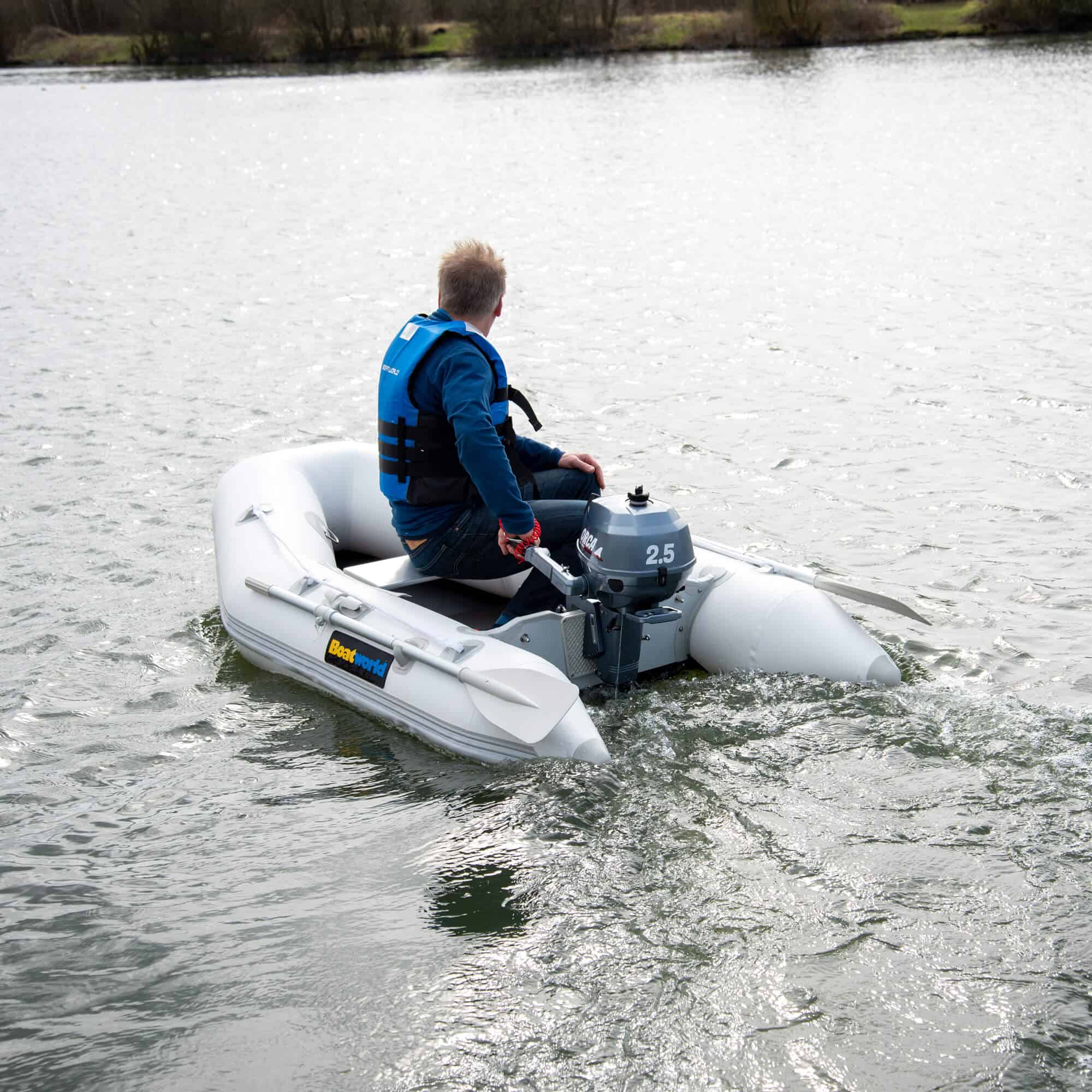 Orca 2.5hp Outboard with Carry Bag